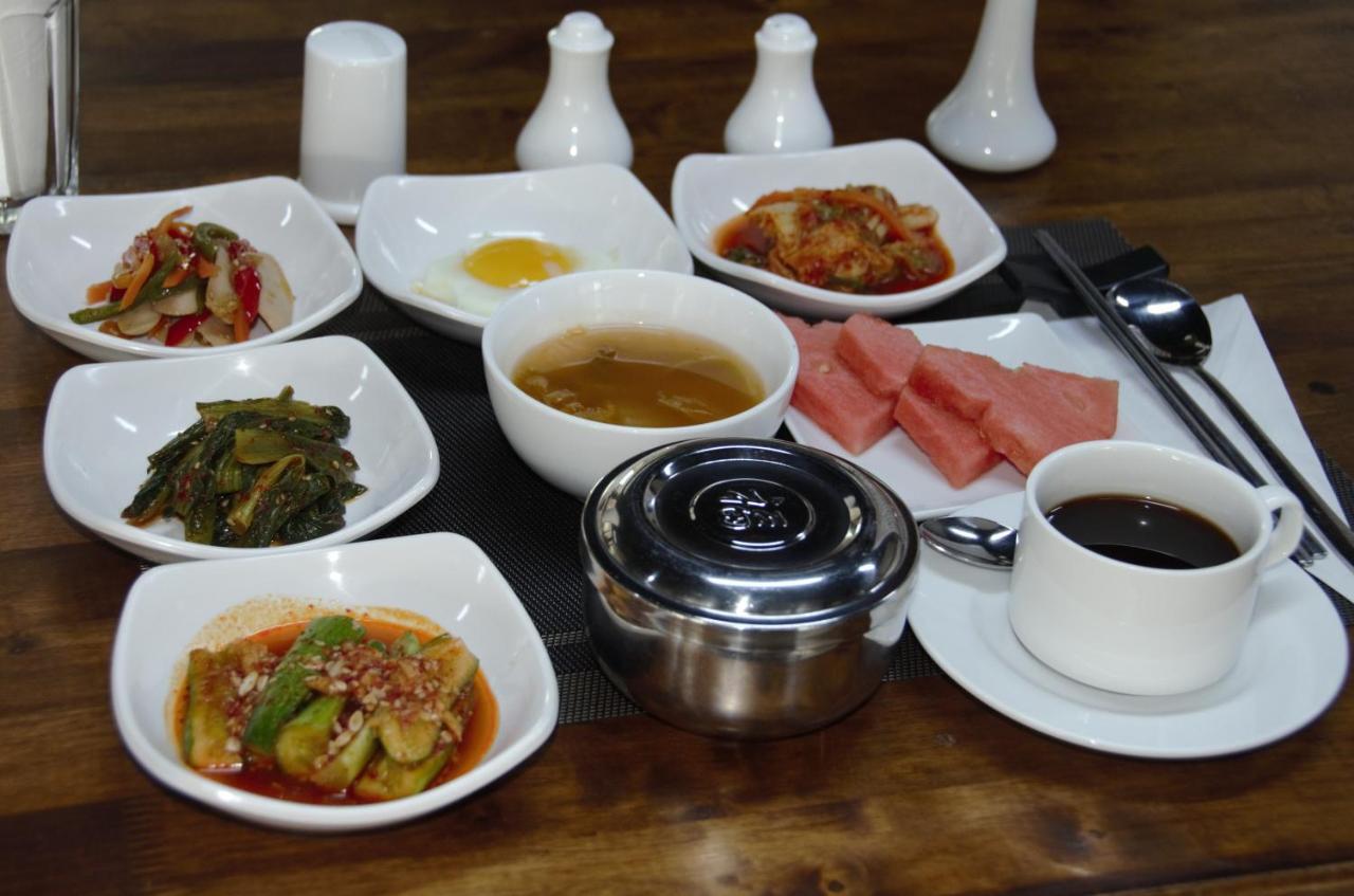 Seoul Hotel Myanmar Gyogon Chambre photo